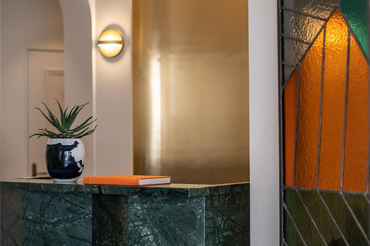 Hotel Le Friedland Paris Exteriör bild